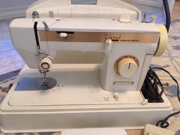 Sewing machine with hard case, accessories, regular stitch & zig zag options, by Nelco