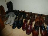 Large men's shoe collection (Sizes 9 - 9 1/2)