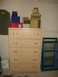 Dresser, Chinese boxes