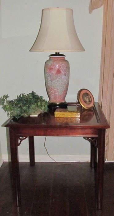Mahogany Square Occasional Side Table with Hand Painted Porcelain Ginger Jar Style Lamp with Silk Ecru Shade- 31"H Overall