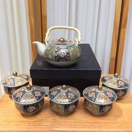 Vintage Collectible High End Imari Imariware Tea Set - Chip Underneath Teapot Lid Not Visible From Top - Rest Excellent Condition!
