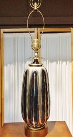 Classic Retro Mid Century Modern Gold Black Large Table Lamp By Bullard Bros Co. Saint Paul - Beautiful Working Condition - Look At That Awesome Finial! Does Have Age Crazing
