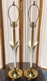 Wow Super Retro Flower Power High End Rembrandt Pair Of Brass Table Lamps - These Need To Be Refurbished Or Coated In The Tulip Lily Flower Area - Excellent Working condition!
