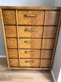 Mid Century Modern Lane Furniture 5 Drawer Tallboy Chest Of Drawers With Fantastic Lines - Great Cosmetic Shape - Couple Drawers Like To Stick
