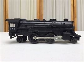 Vintage Collectible Lionel Train Engine Excellent Condition!
