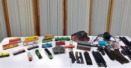 Vintage Collectible Large Railroad Train Set - Loads Of Extras!! Great Condition!! See Pictures!
