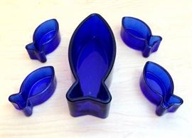 Mid Century Modern Art Glass Cobalt Blue Art Glass 5 Piece Fish Snack Set - Excellent Condition! Great For Bunco Bridge Games Etc & Of Course Cocktails!!

