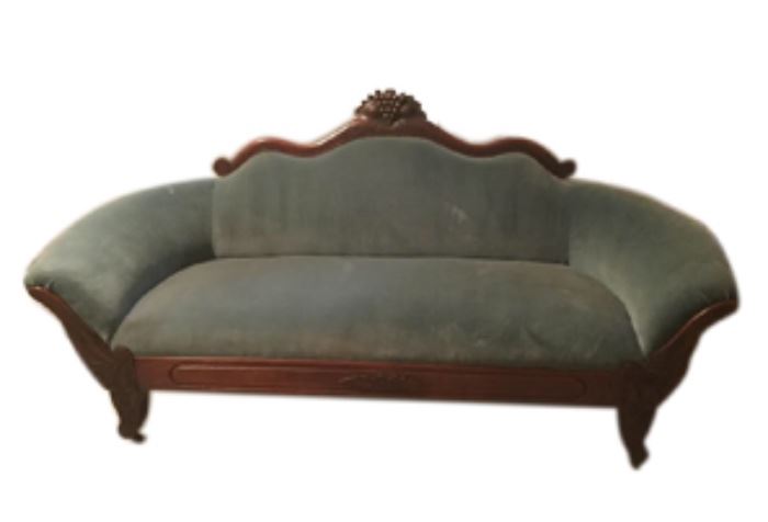 Antique Victorian Blue velvet settee