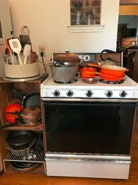 Kenmore gas stove will be for sale and is very clean. Several LeCreuset cast iron pans available.