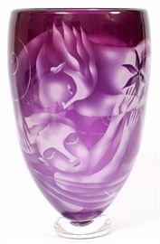 1175 - NAOKO TAKENOUCHI, AMETHYST TO CLEAR ETCHED ART GLASS VASE, H 12"