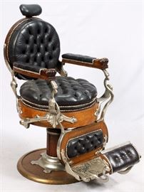 34 - KOKEN HYDRAULIC BARBER CHAIR, EARLY 20TH C., H 45", W 29", L 44"