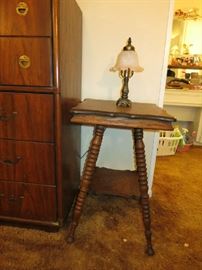Very Nice Antique Parlor Table