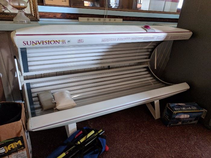 Sunvision Tanning Bed
