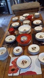 METLOX RED ROOSTER DISHES