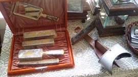 OLD VICTORIAN VANITY SET,  STEREO VIEWER  & CARDS