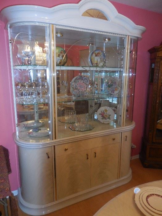 White Lacquer Leaded Glass Doors, Lighted. Glass Shelves, Storage, Drawer. 