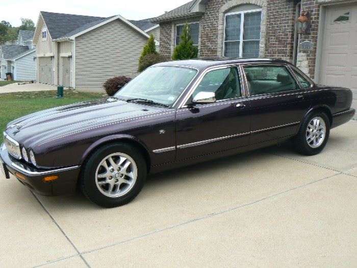1998 Jaguar XJ8 