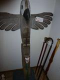 TOTEM POLE HANDCRAFTED IN REDWOOD BY 
NATIVE AMERICAN INDIANS