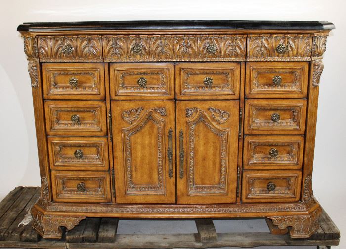 European Antiques and Estates Auction starts on 9/9/2017