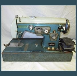 Vintage Remington Sewing Machine with Case 