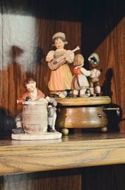 Norman Rockwell Figurine "Love Letter", wind up music box
