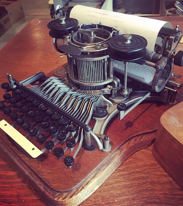 Hammond No. 12 Typewriter (Early 1900s)