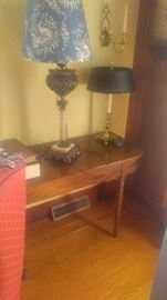 SHE HAD BEAUTIFUL LAMPS LOTS MORE COMING