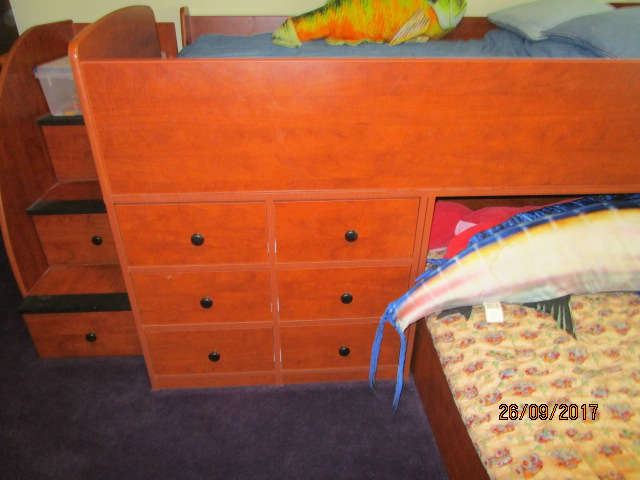 Drawers in bunk bed set