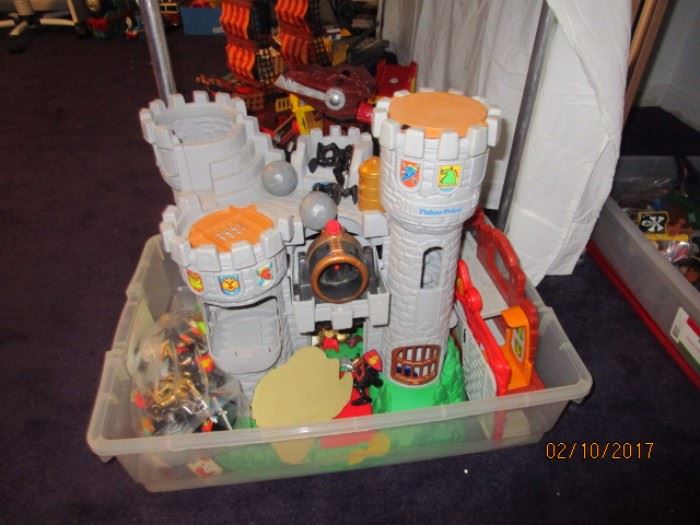 Toy Fisher Price Castle