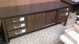 Cabinet $8