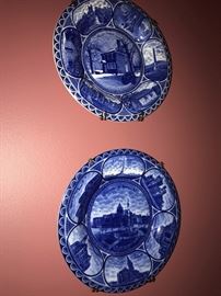 BLUE COLLECTIBLE PLATES