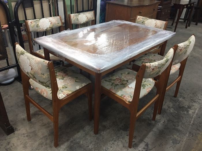 Teak mid-century style table with six chairs