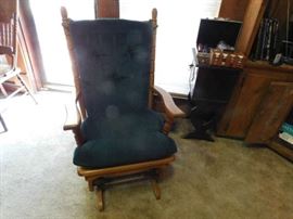 Glider rocker