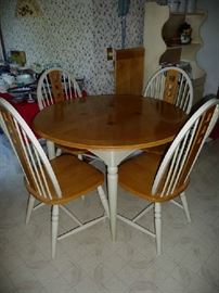 WOOD DINING TABLE WITH 1 LEAF, 4 CHAIRS