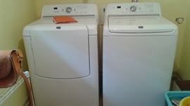 LOOKS NEW, runs like new!!