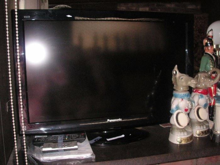 large Panisonc flat screen TV