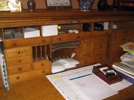 Cubbies/drawers in roll-top