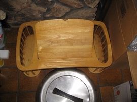 Tray, top extends up