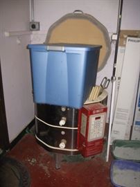 Skutt automatic kiln