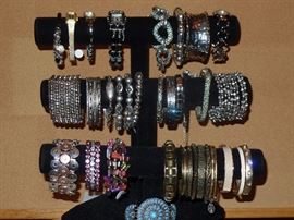 Lots of jewelry
