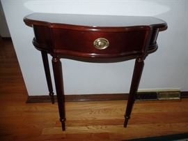 Mahogany, Half round table