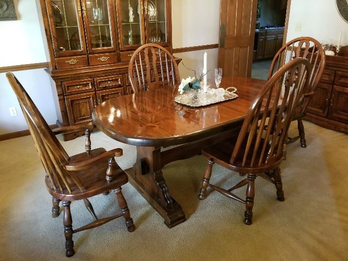 Bernhardt Table and chairs