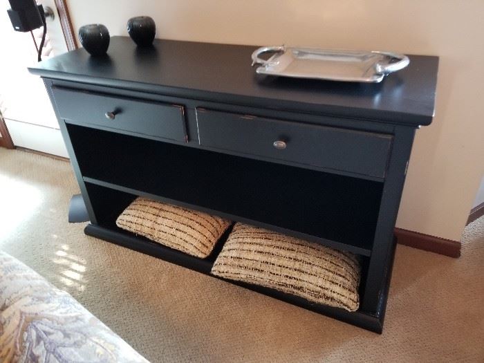 Accent table/sofa table