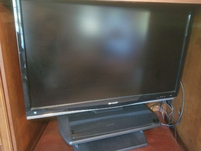 Sharp flat screen tv