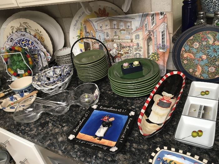 More dishs and serving trays