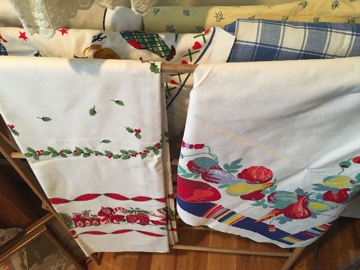 Summer may almost be over, but these vintage tablecloths have more seasons left