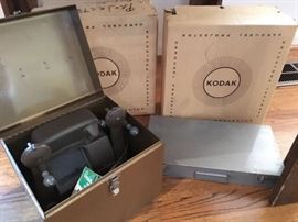 Vinatae projector, editor, slide trays and carousels