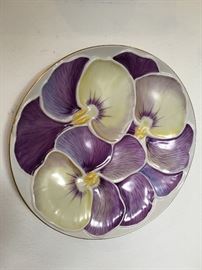 Herend Village Iris majollica plate