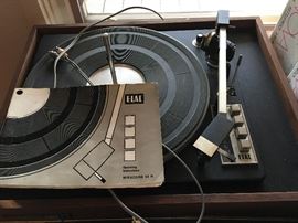 turntable by Elac