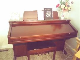 KAWAI - Digital Concert piano and bench seat